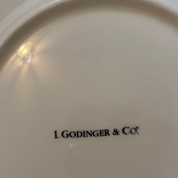 Vintage Transferware Red and Cream Dessert Set - Picture 2 of 8